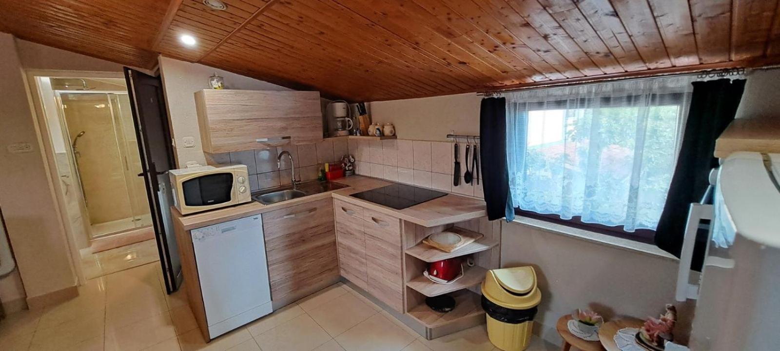Dorde & Anna Apartman *
