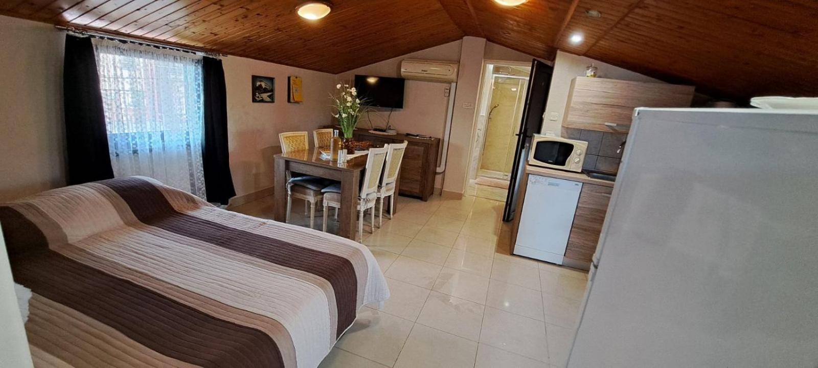 Dorde & Anna Apartman