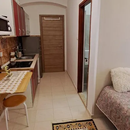 Apartments Dorde & Anna Fazana Exterior photo